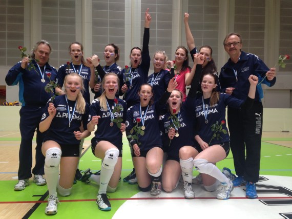 Btytöt2014_hopea_NurmonJymy